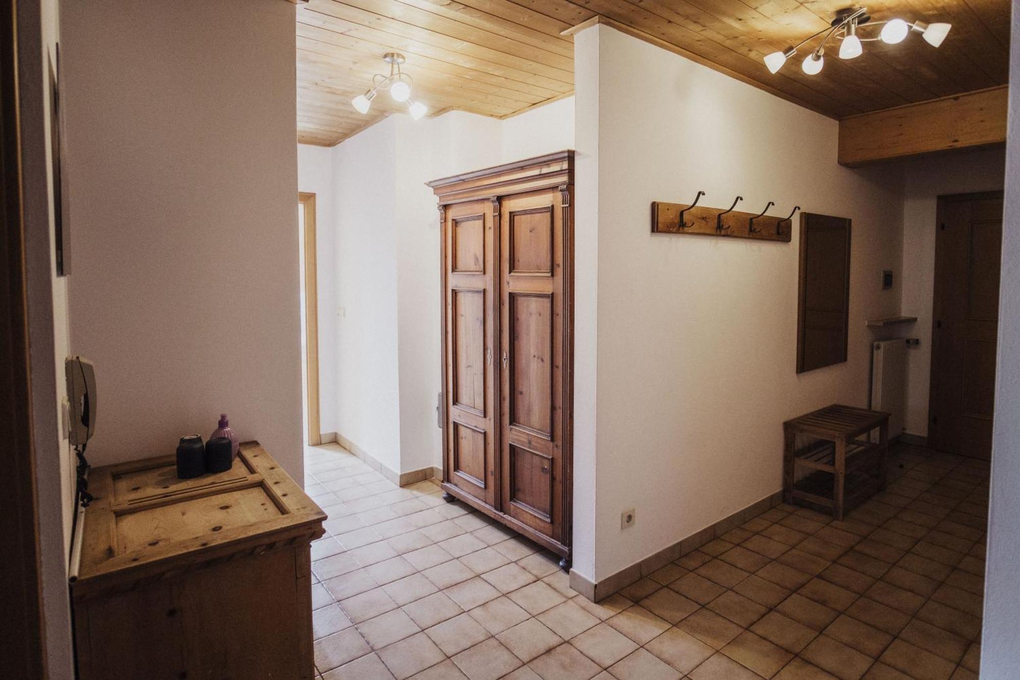 Toellhof Studio Stube Брессаноне Екстер'єр фото